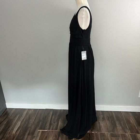 NWT LULUS Black Sleeveless Maxi Gown (M) - Picture 3 of 8